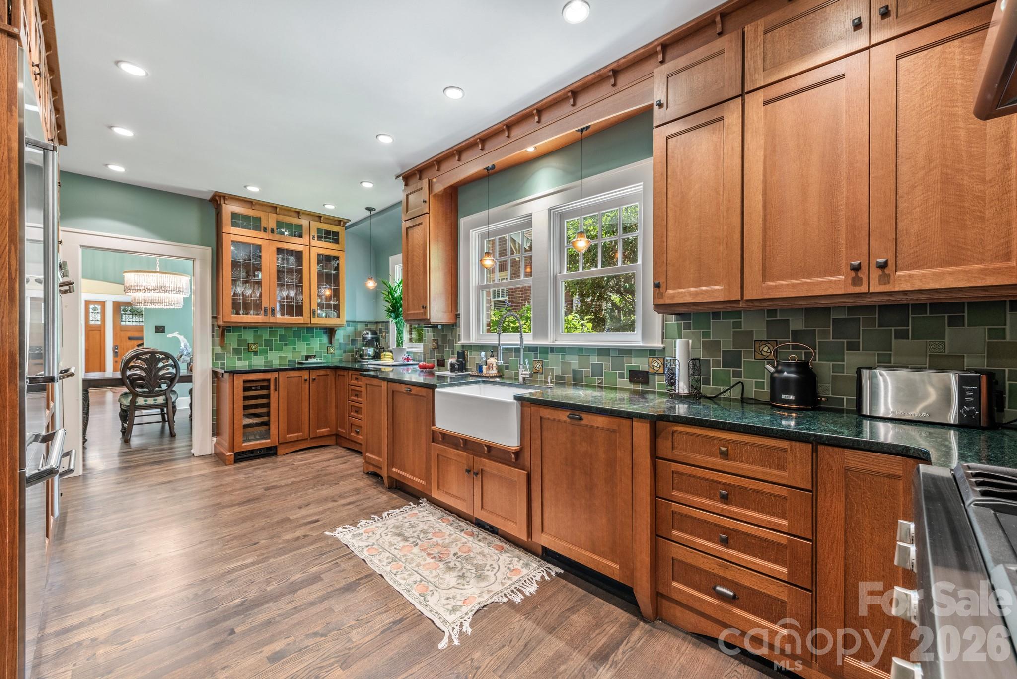 main property photo 11