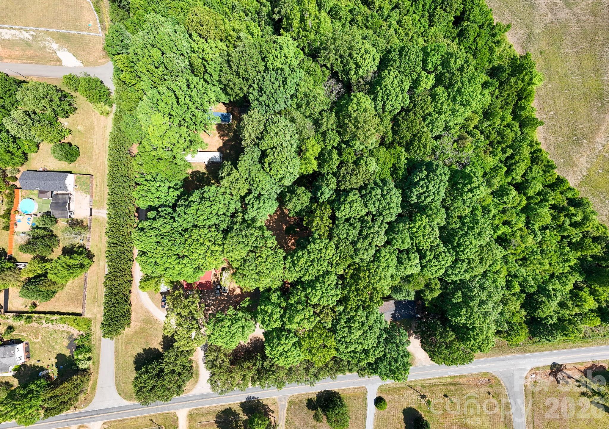 main property photo 44