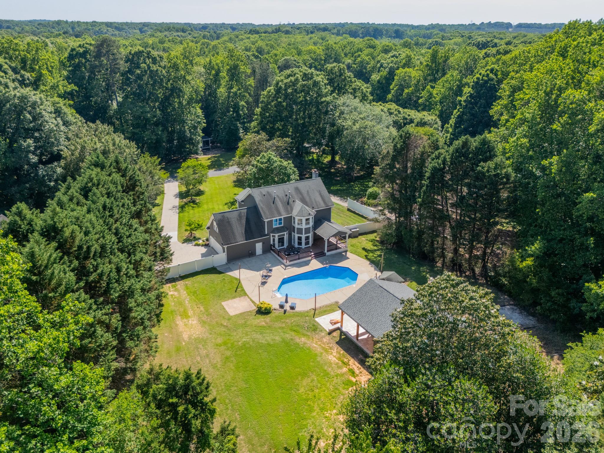 main property photo 45
