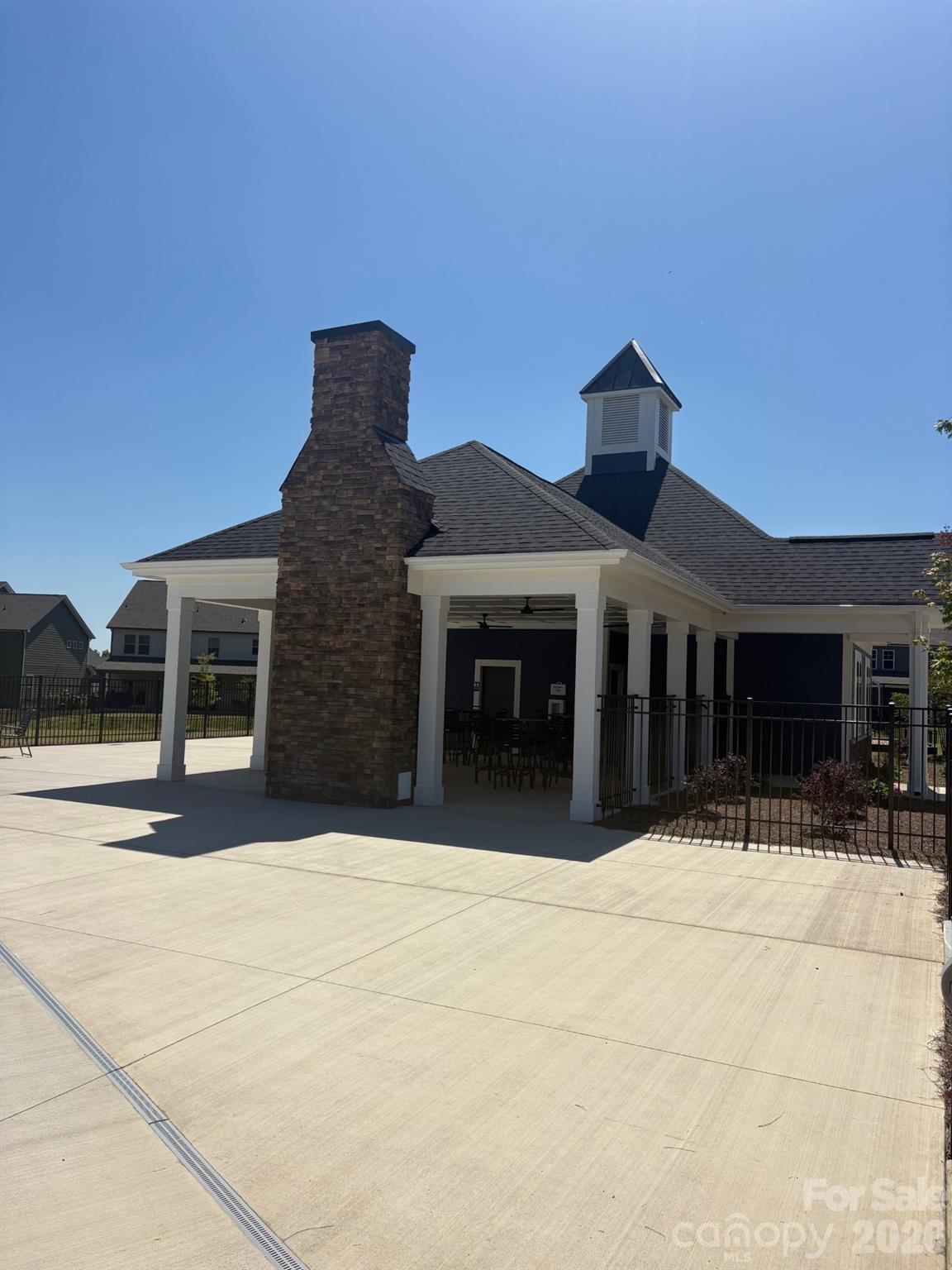 main property photo 45