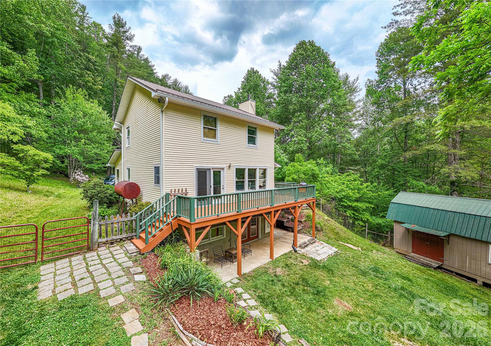 main property photo 2