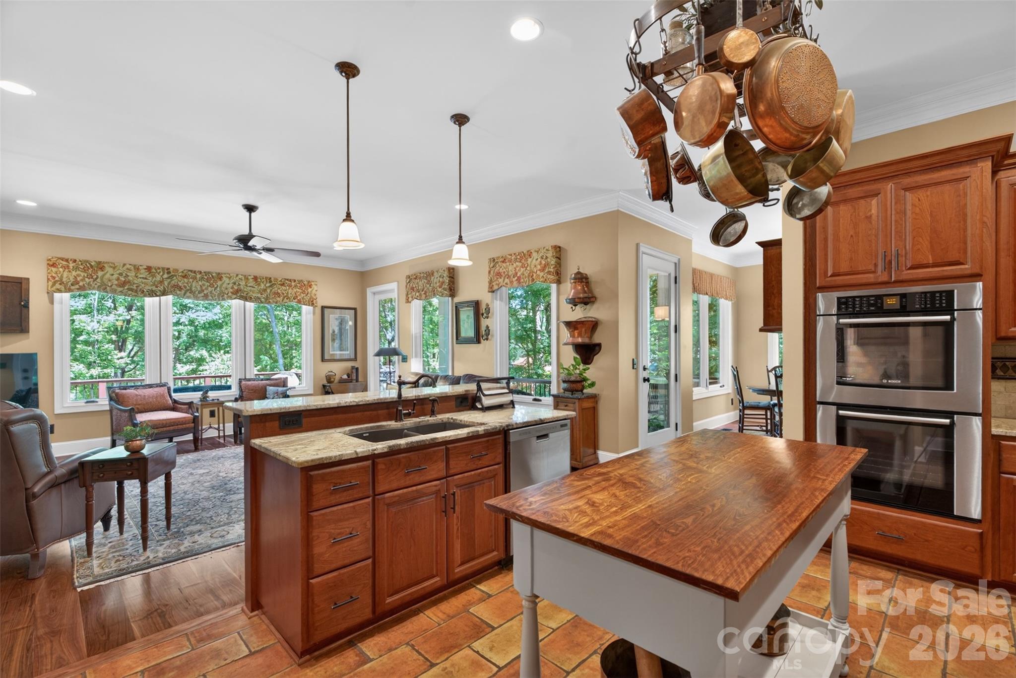 main property photo 15
