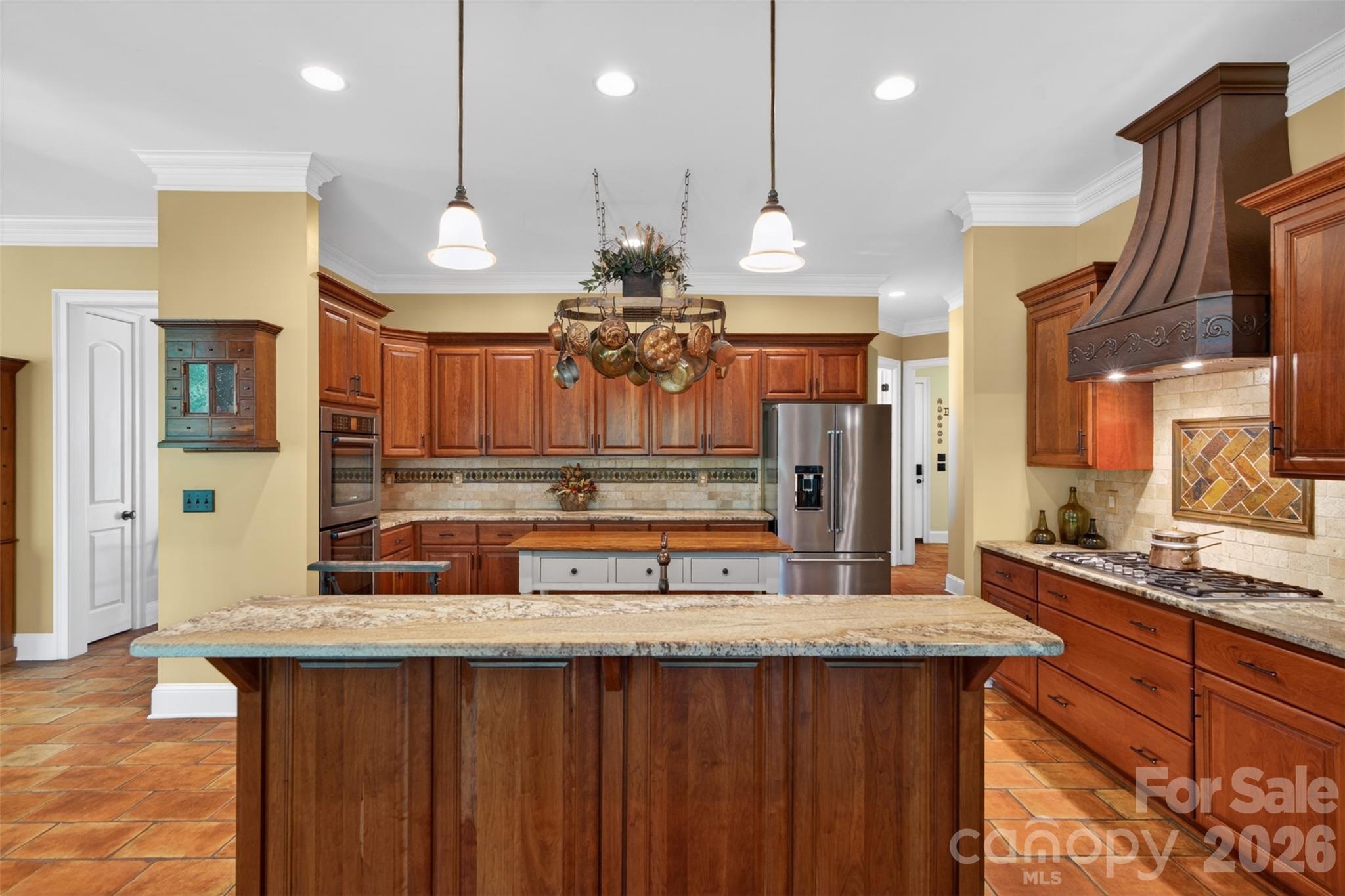 main property photo 17