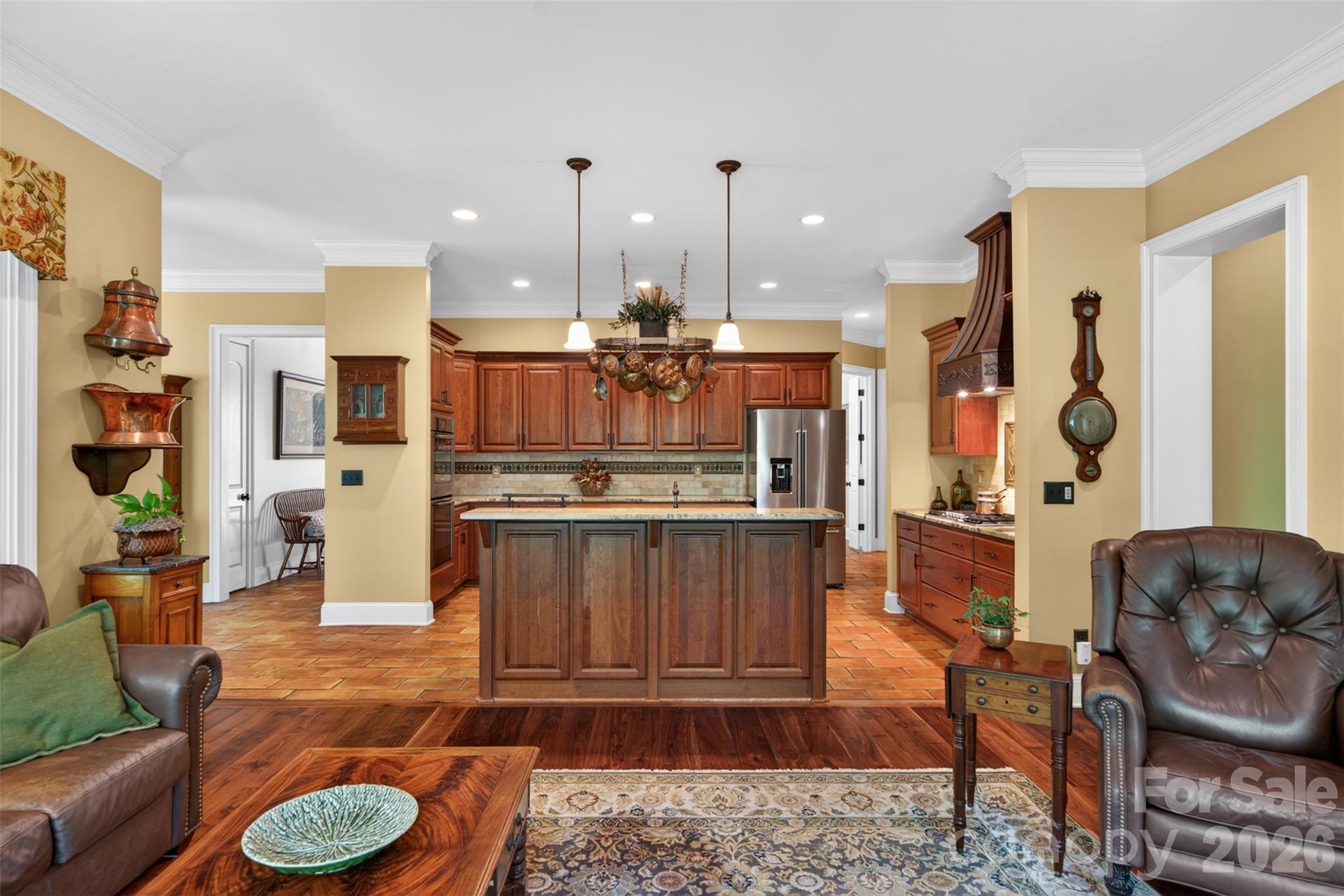 main property photo 18