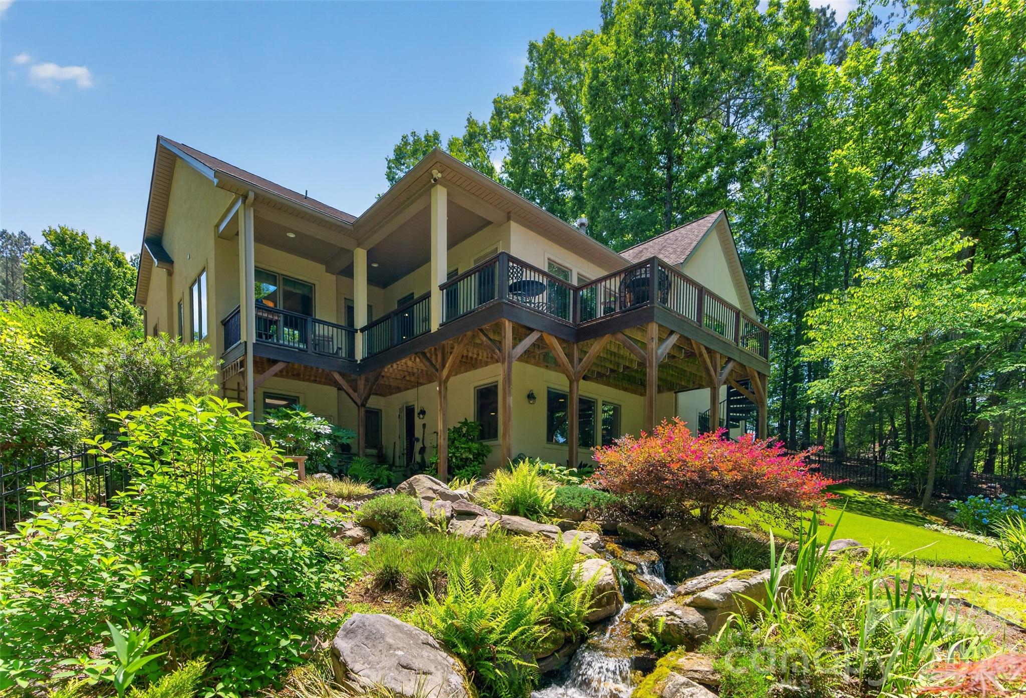 main property photo 44