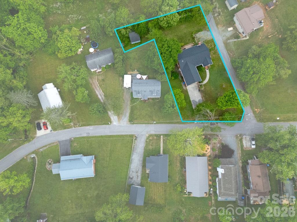 main property photo 11