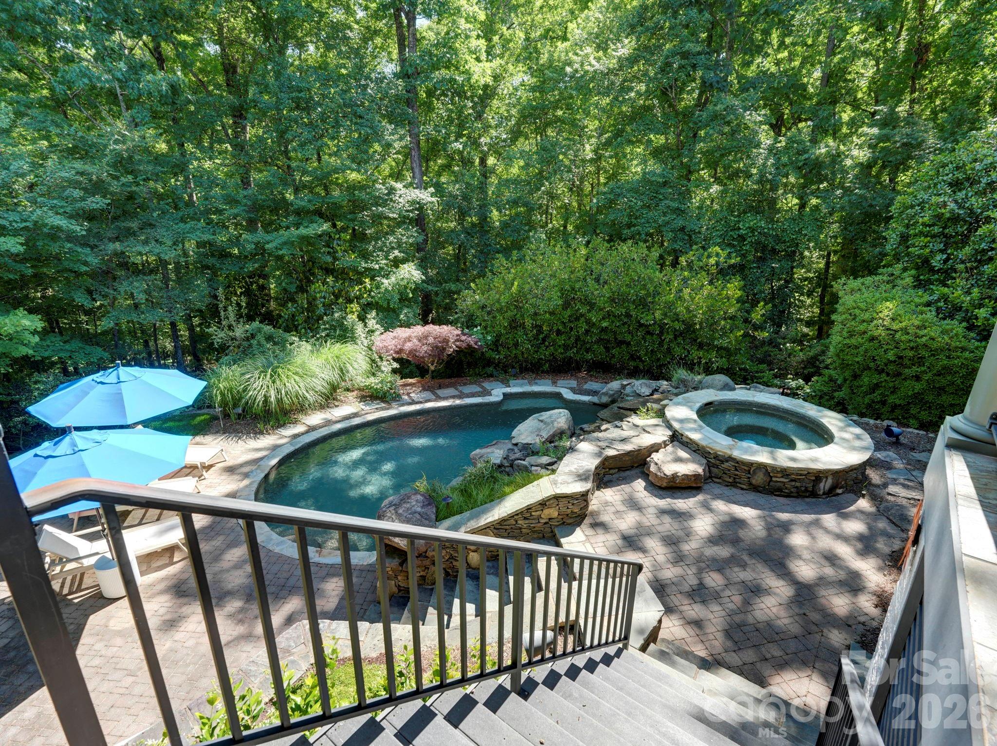 main property photo 39