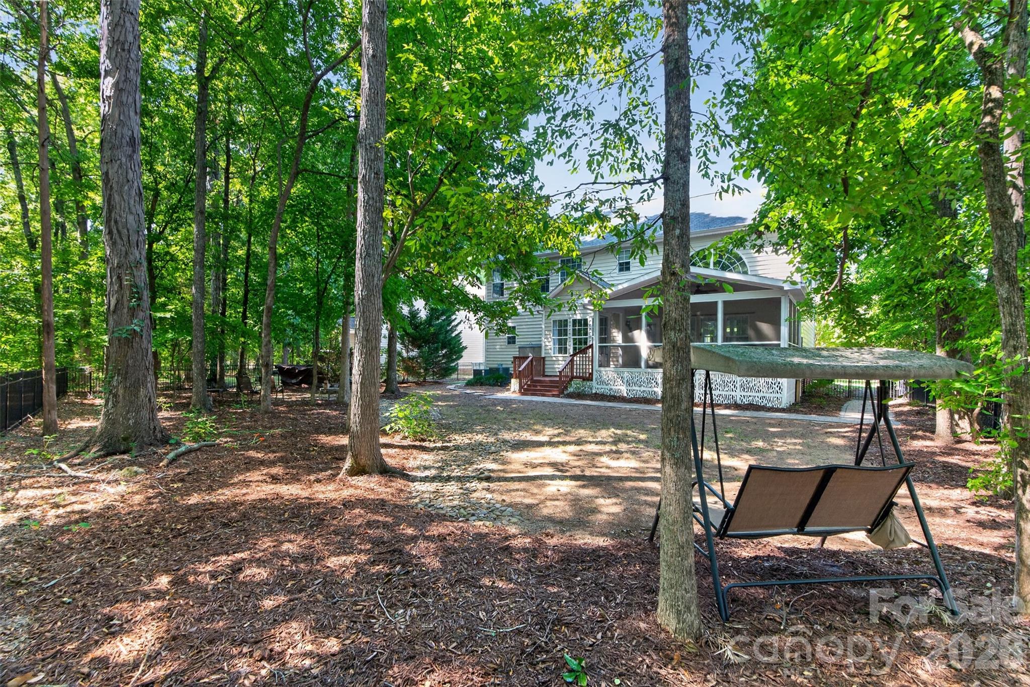 main property photo 35