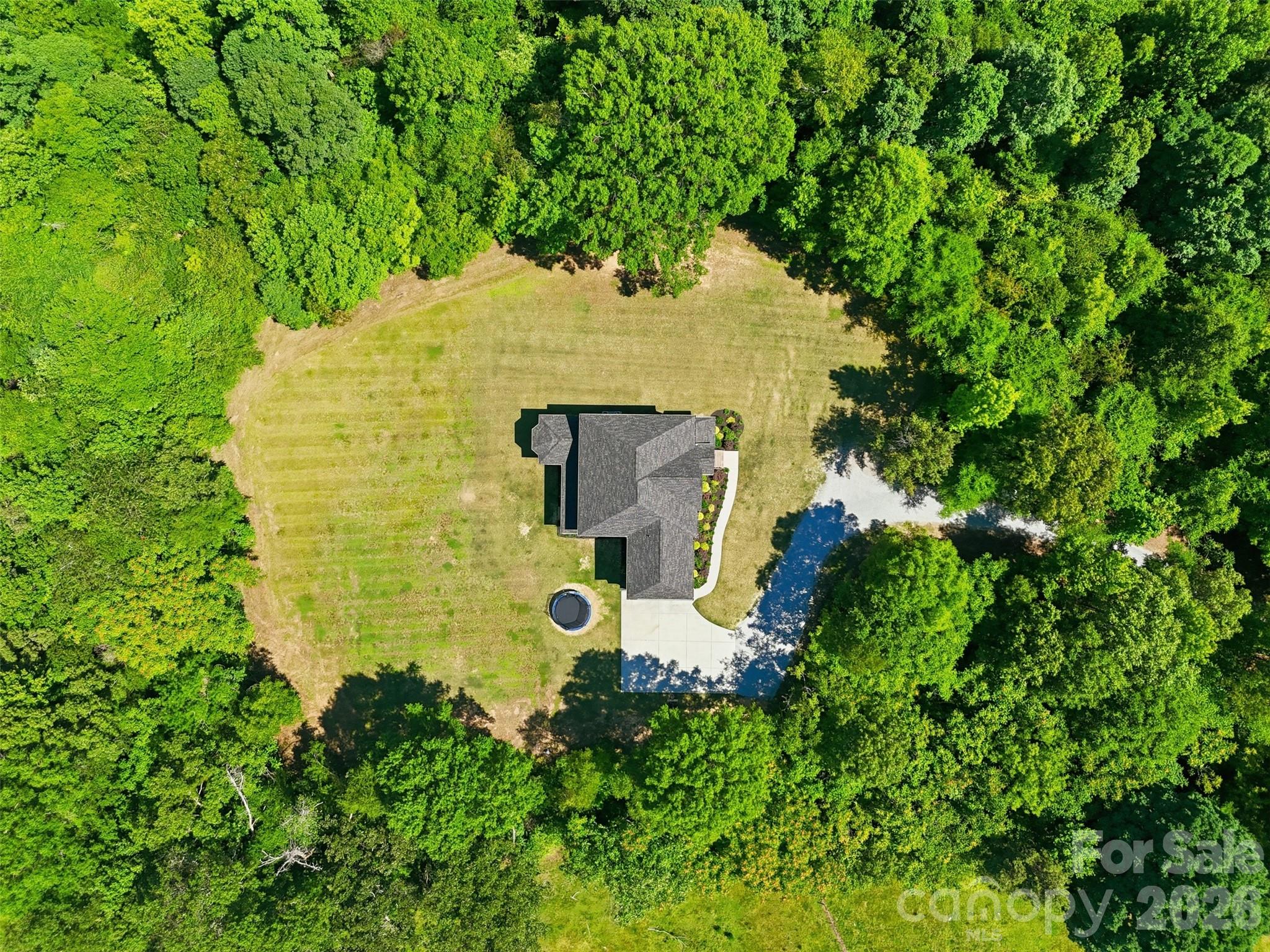 main property photo 45