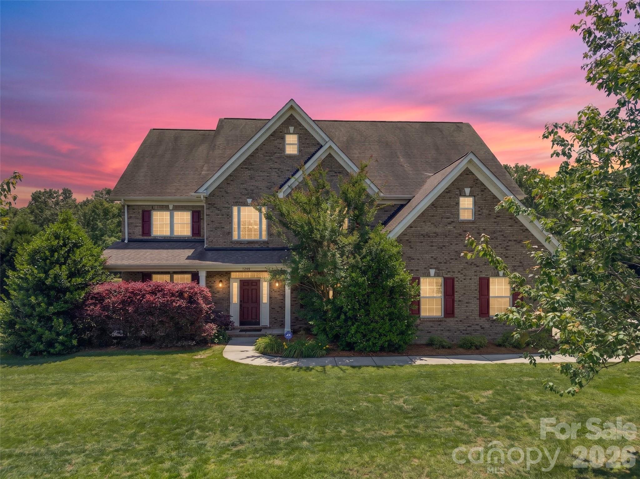 main property photo 40