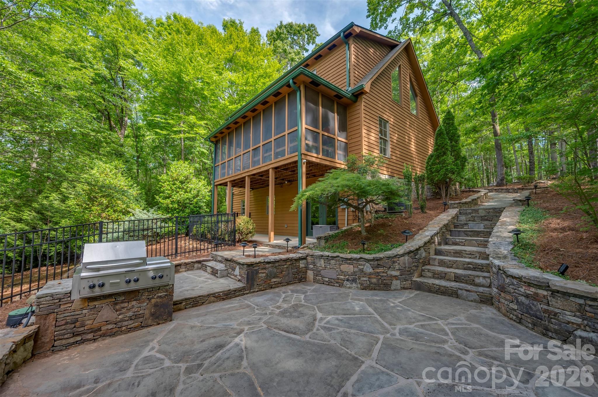 main property photo 38