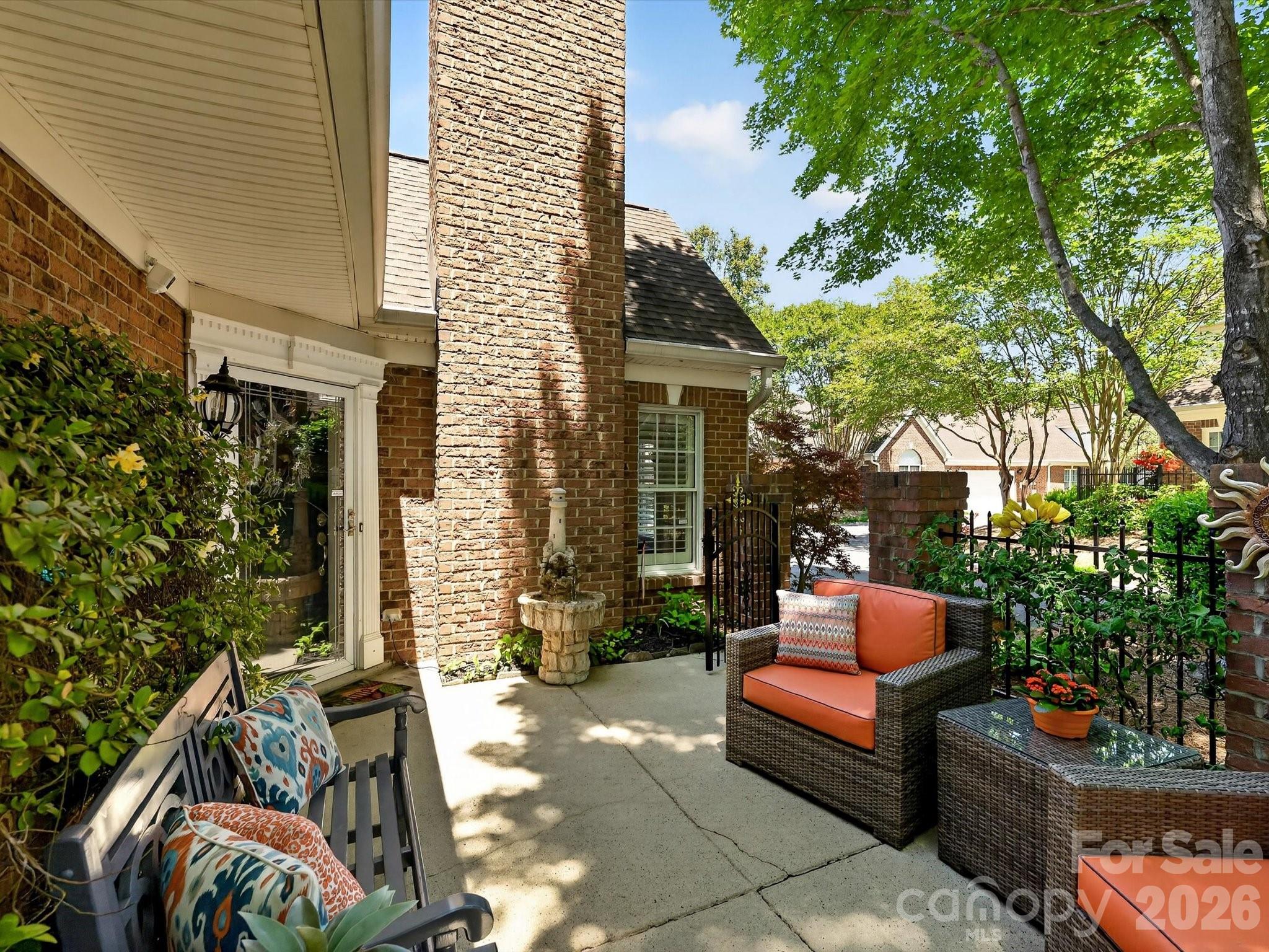 main property photo 4