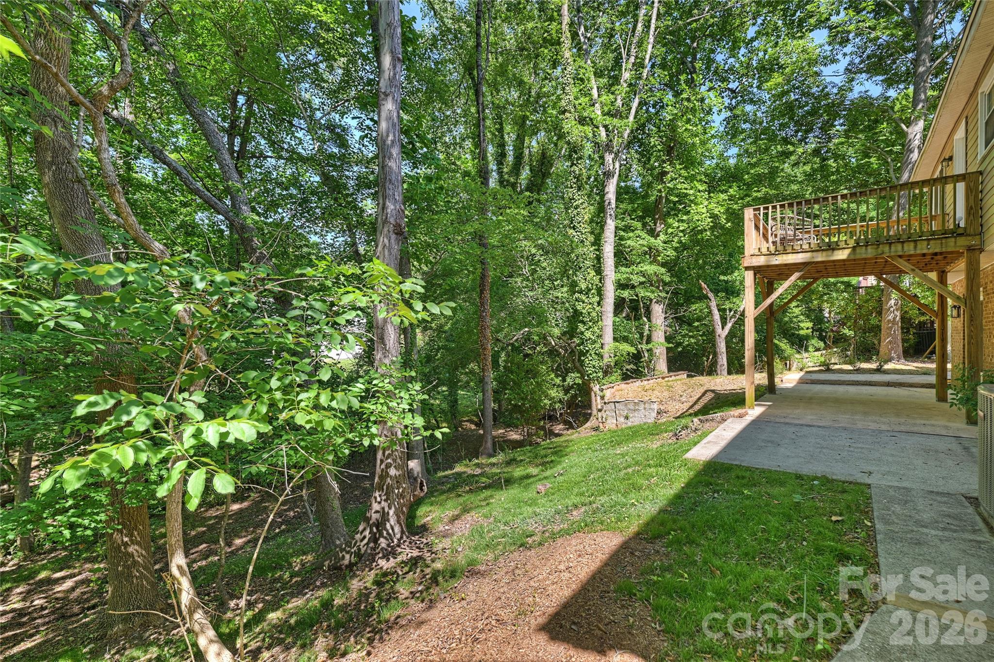 main property photo 32
