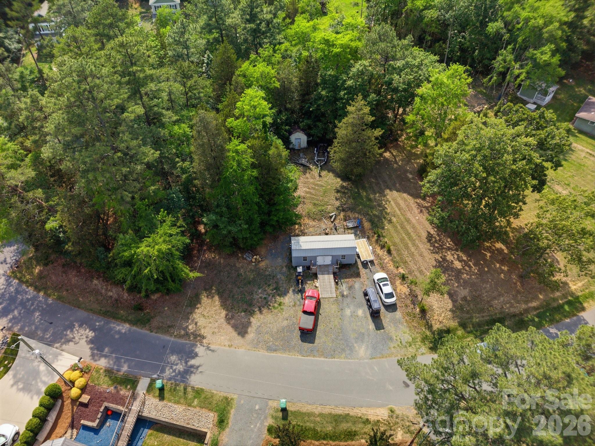 main property photo 38