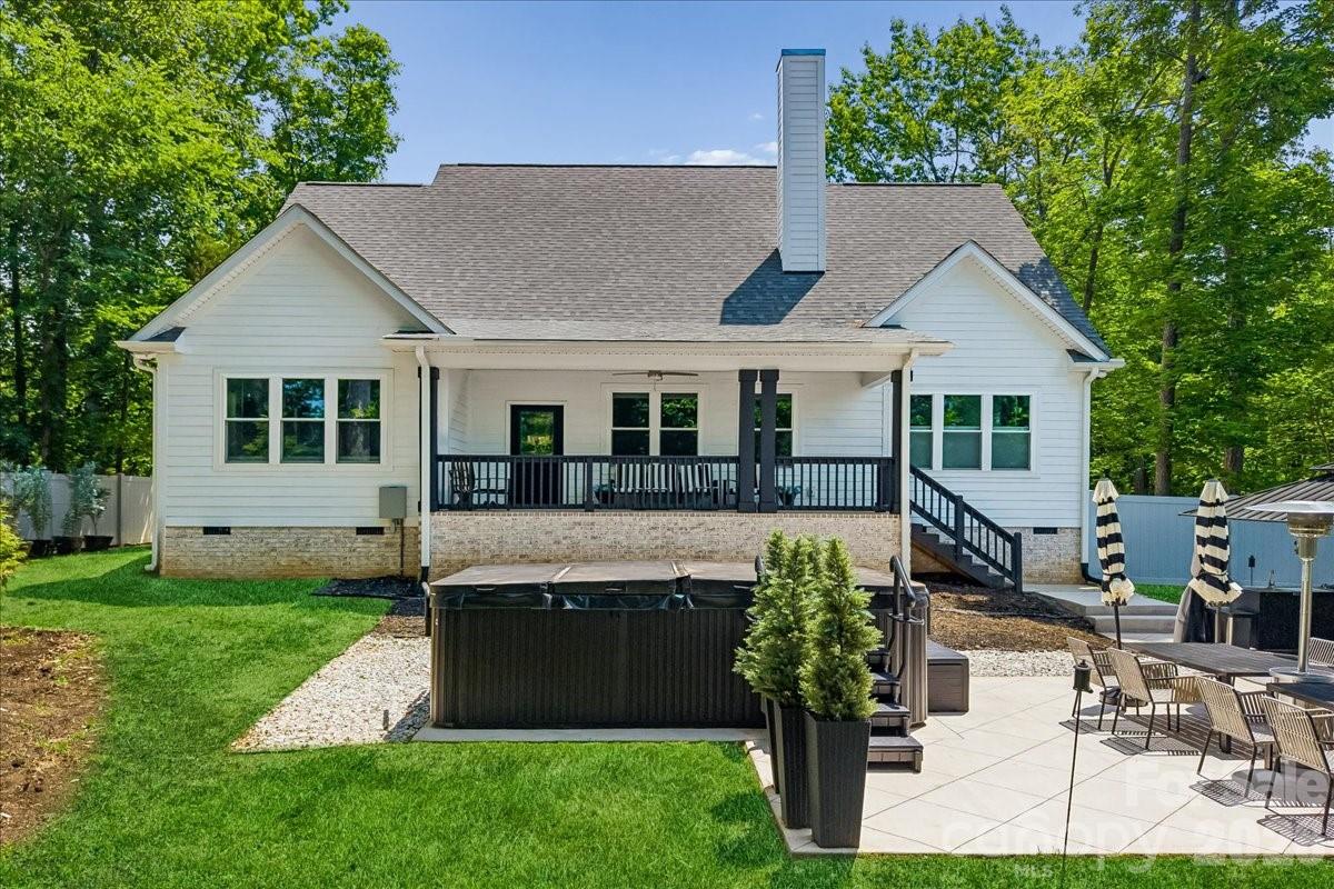 main property photo 41