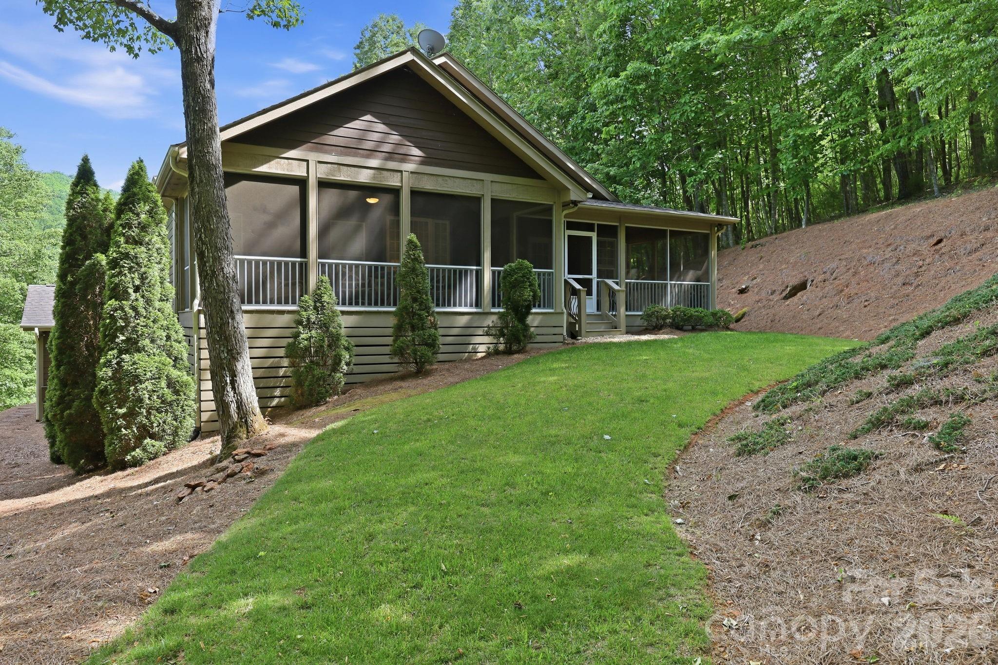 main property photo 35