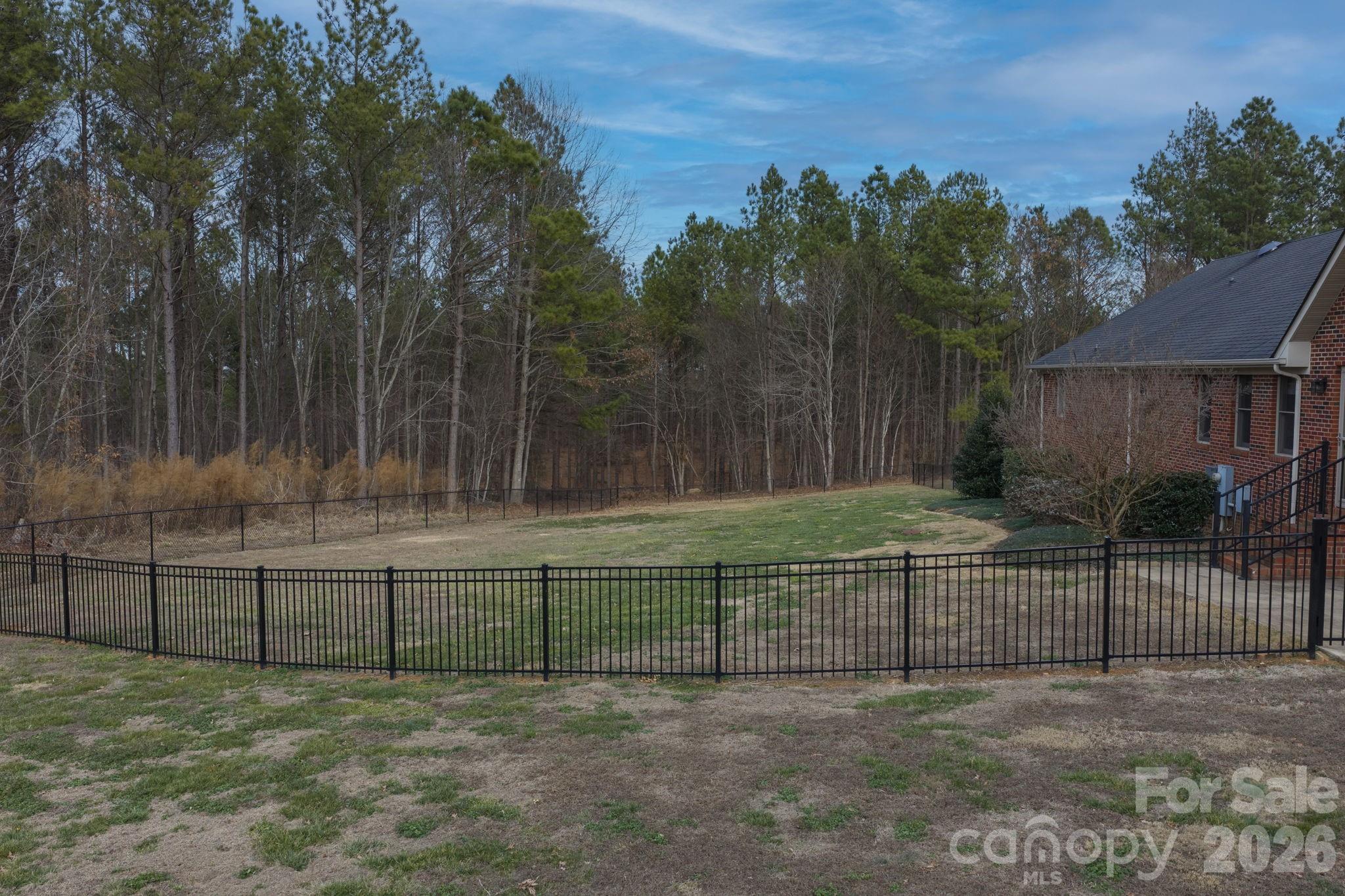 main property photo 45