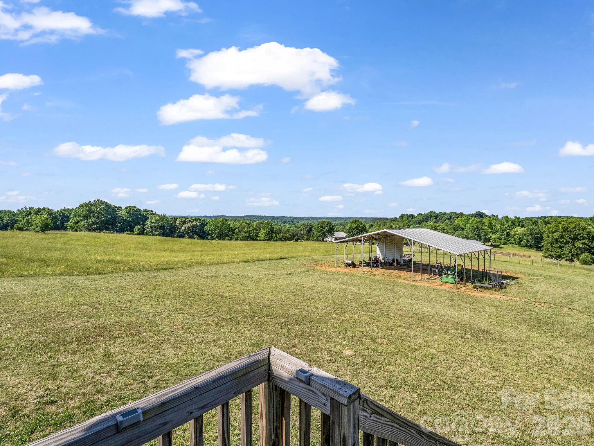 main property photo 25