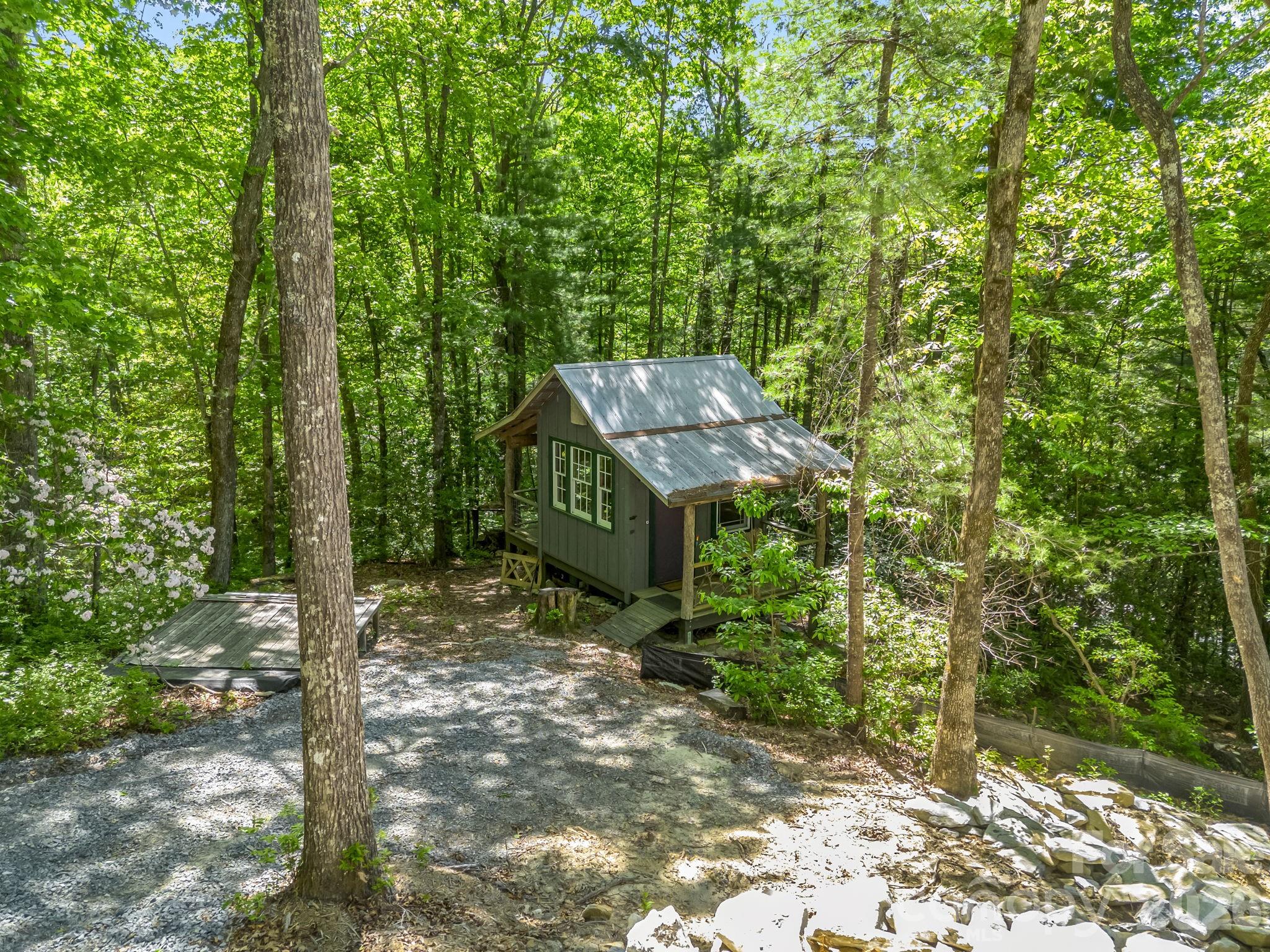 main property photo 21