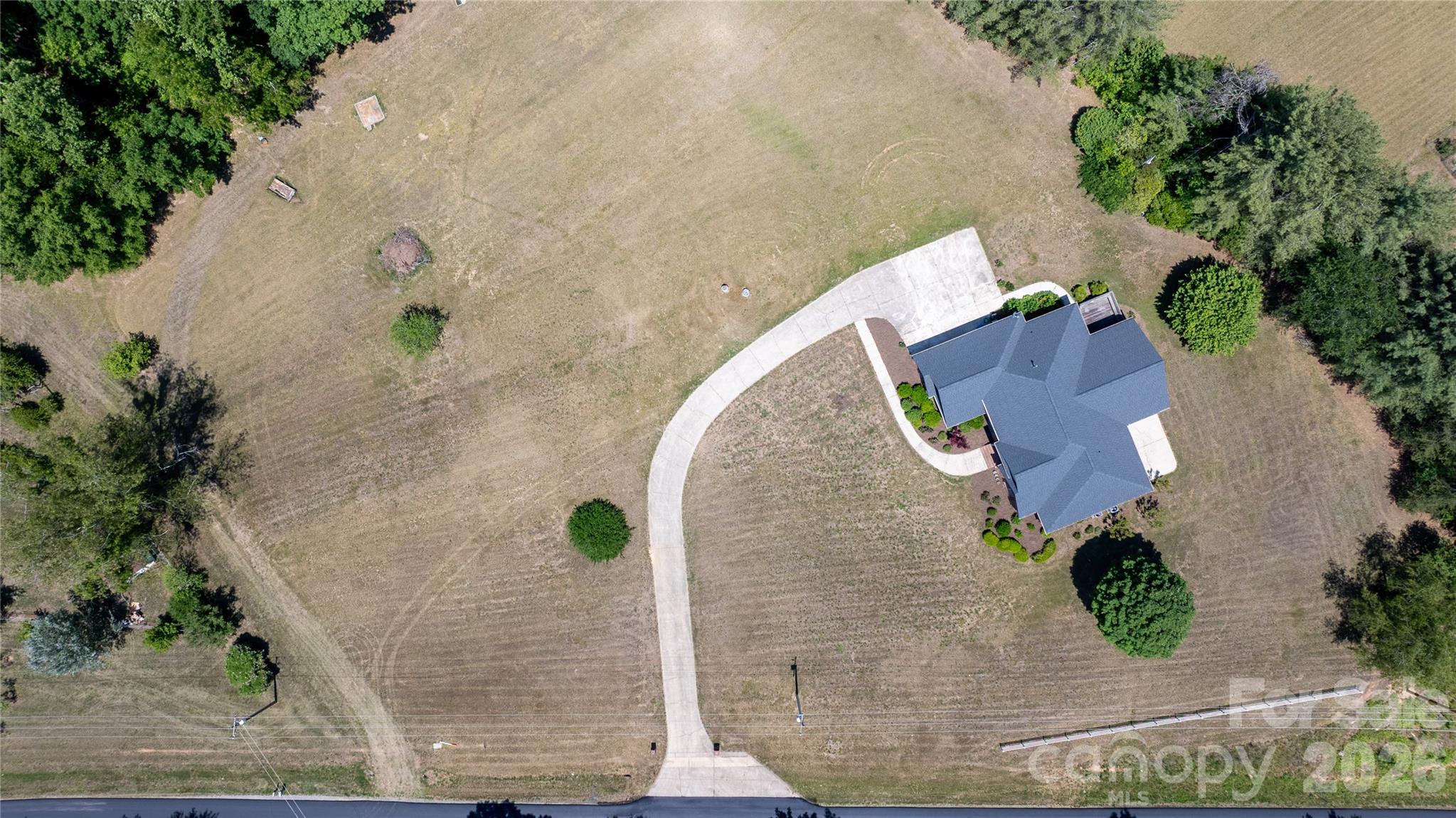 main property photo 43