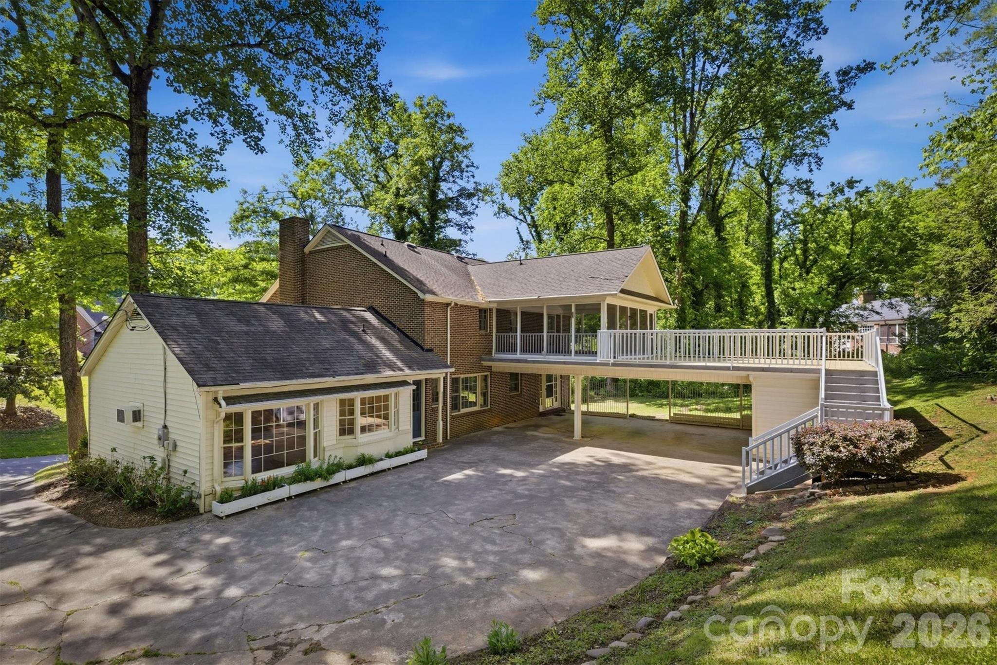 main property photo 47