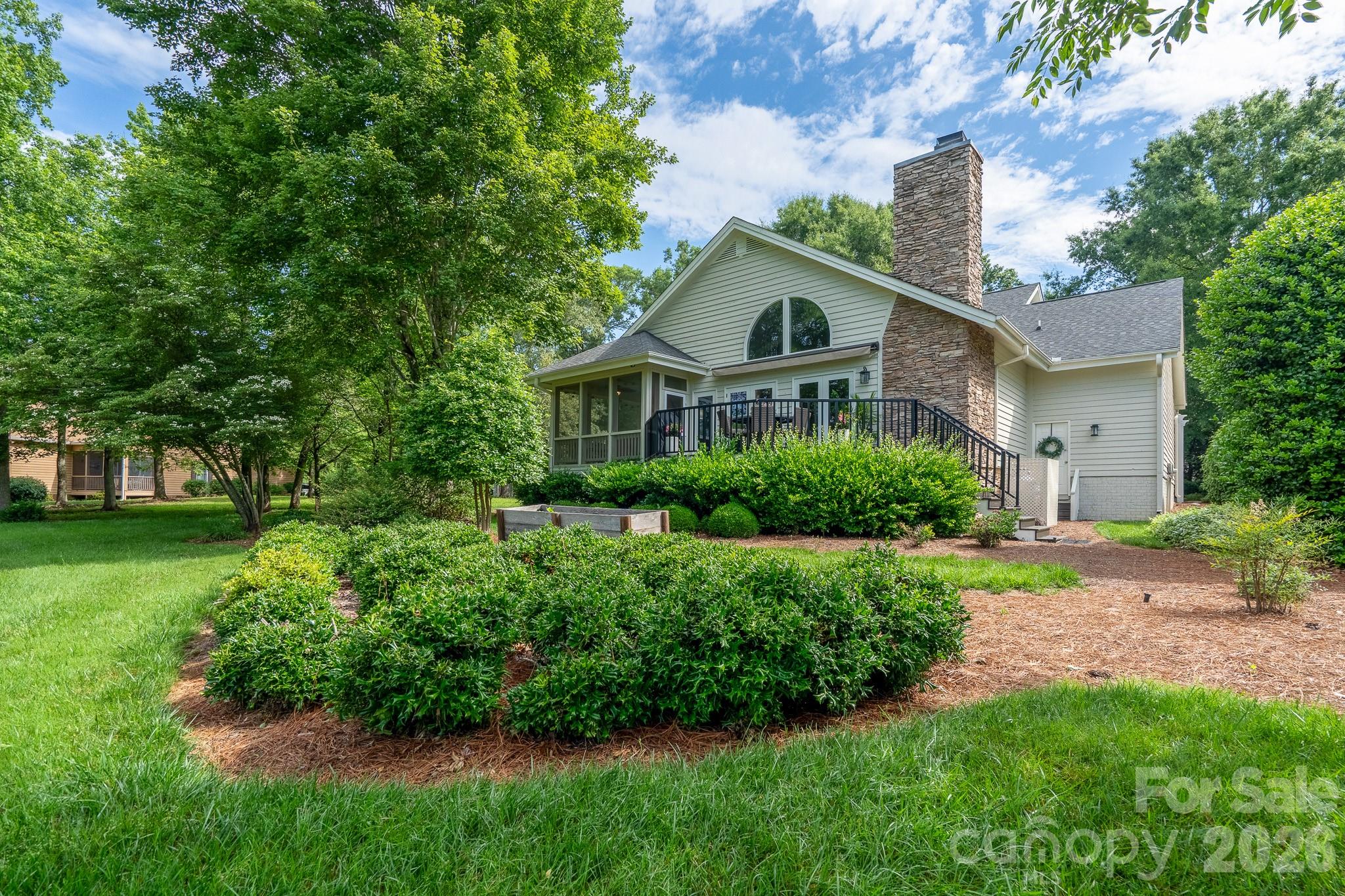 main property photo 30