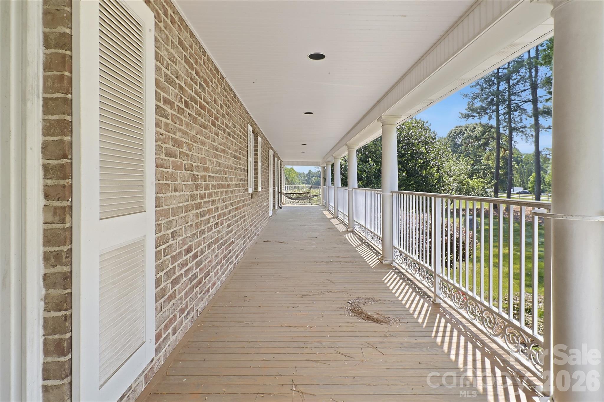 main property photo 19