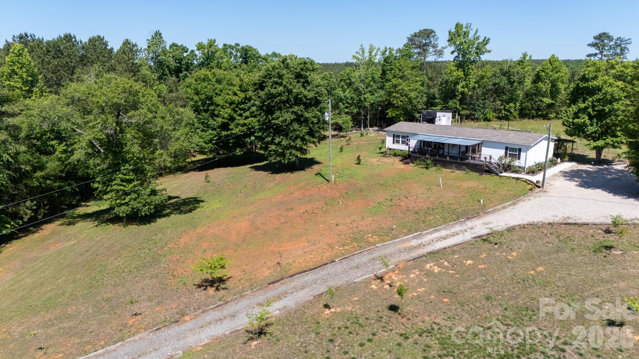 main property photo 40