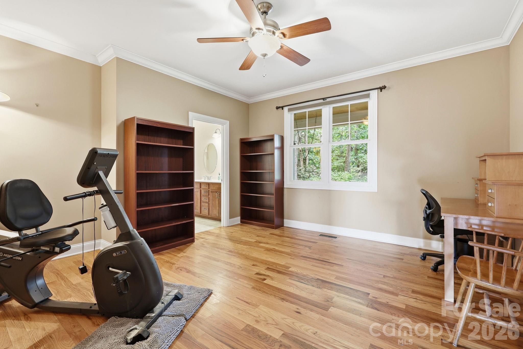 main property photo 32