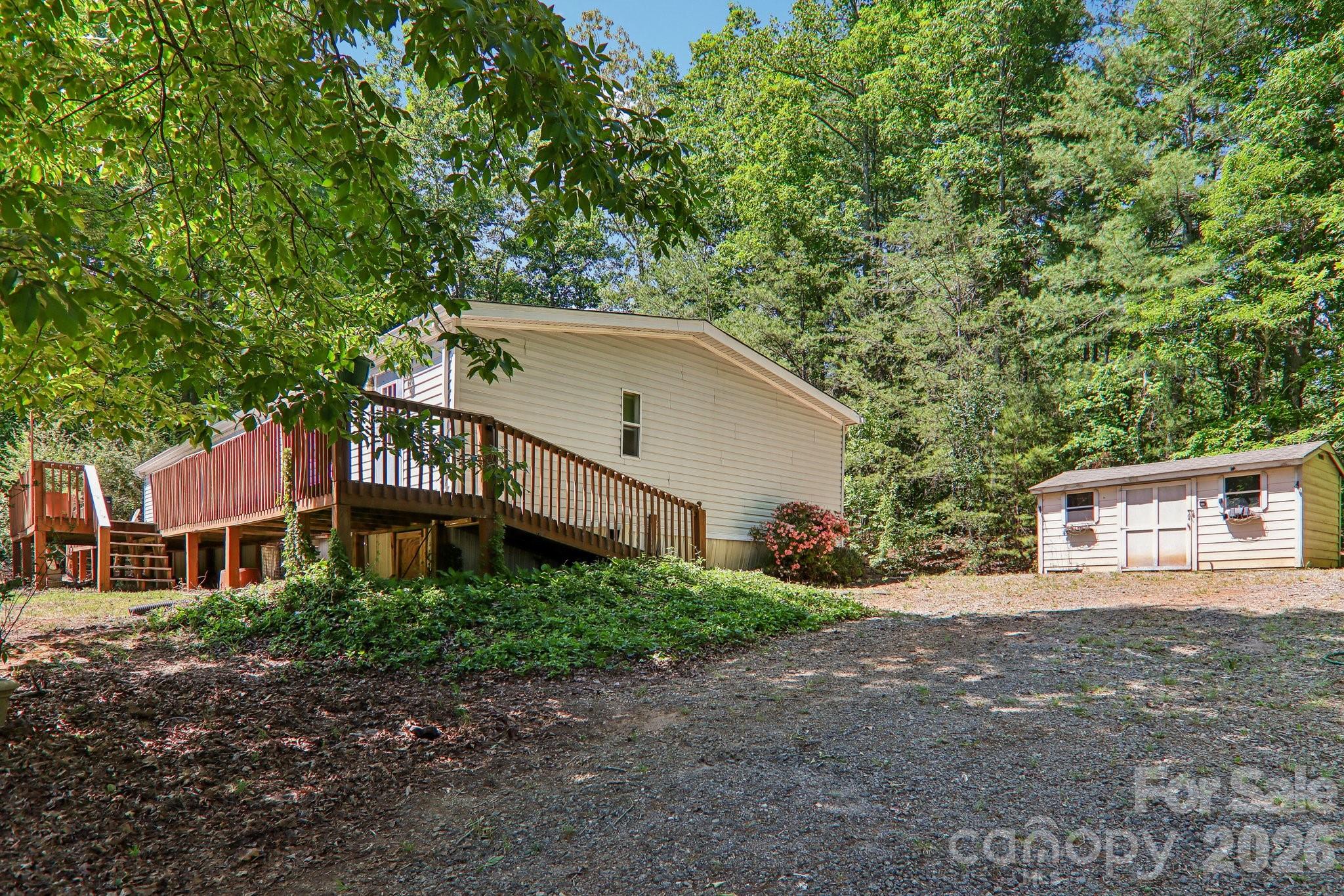 main property photo 5