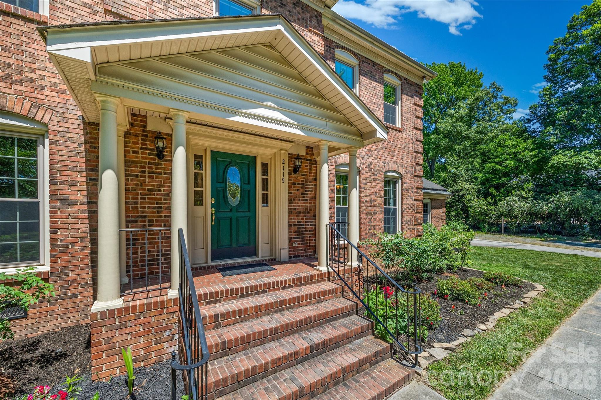 main property photo 2