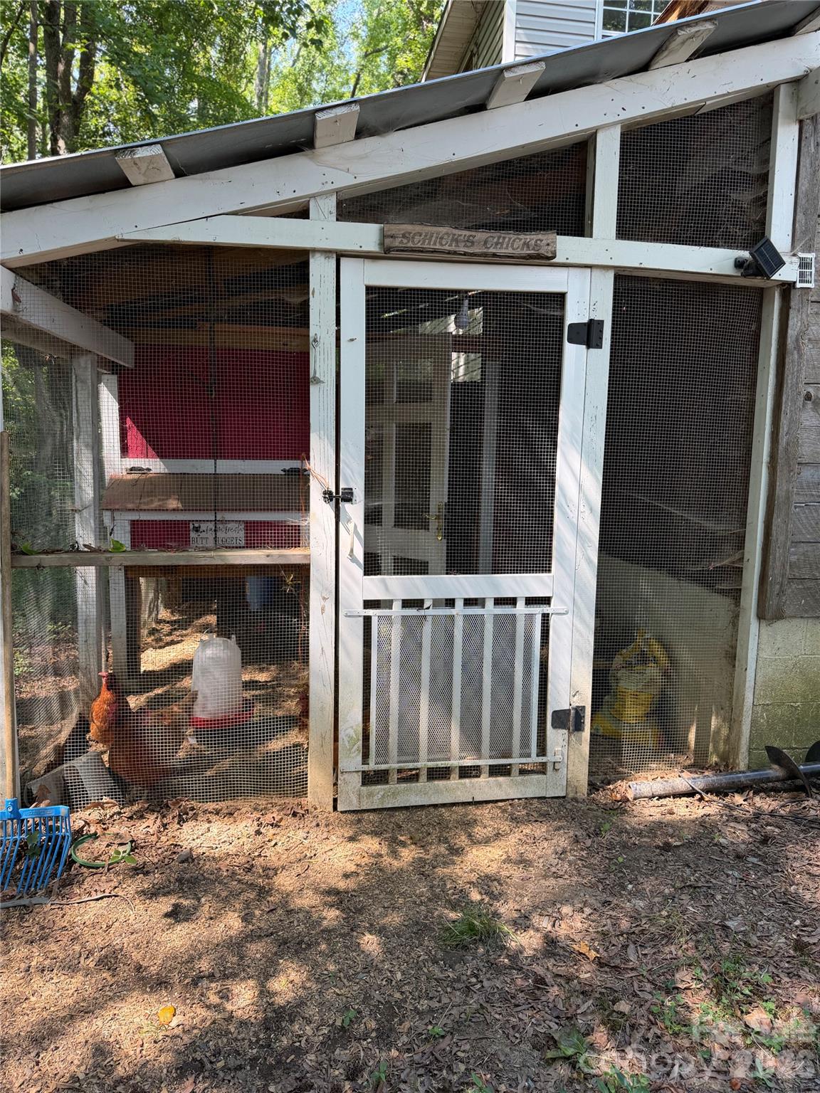 main property photo 44