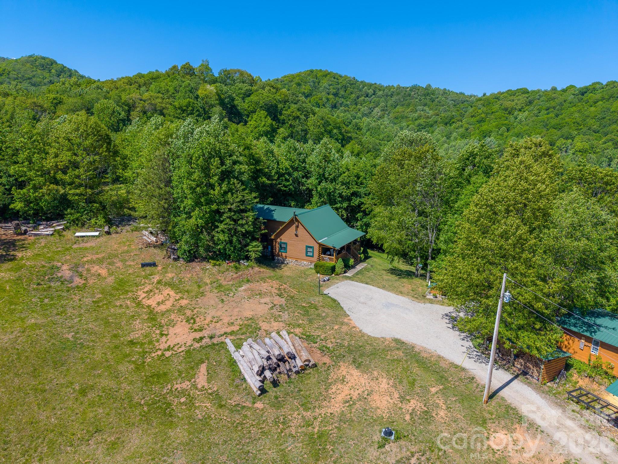 main property photo 41