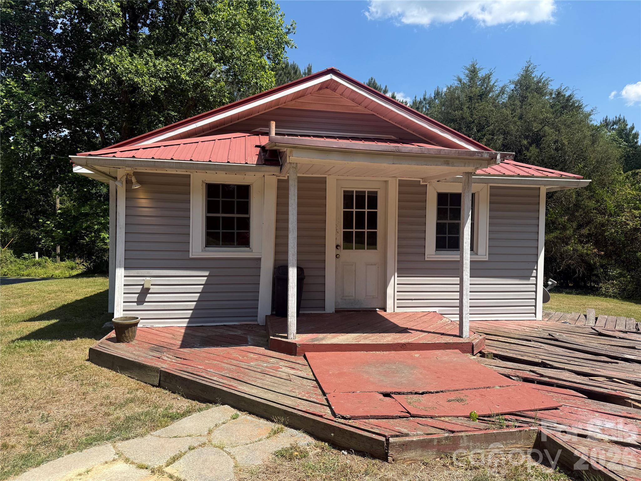 main property photo 2