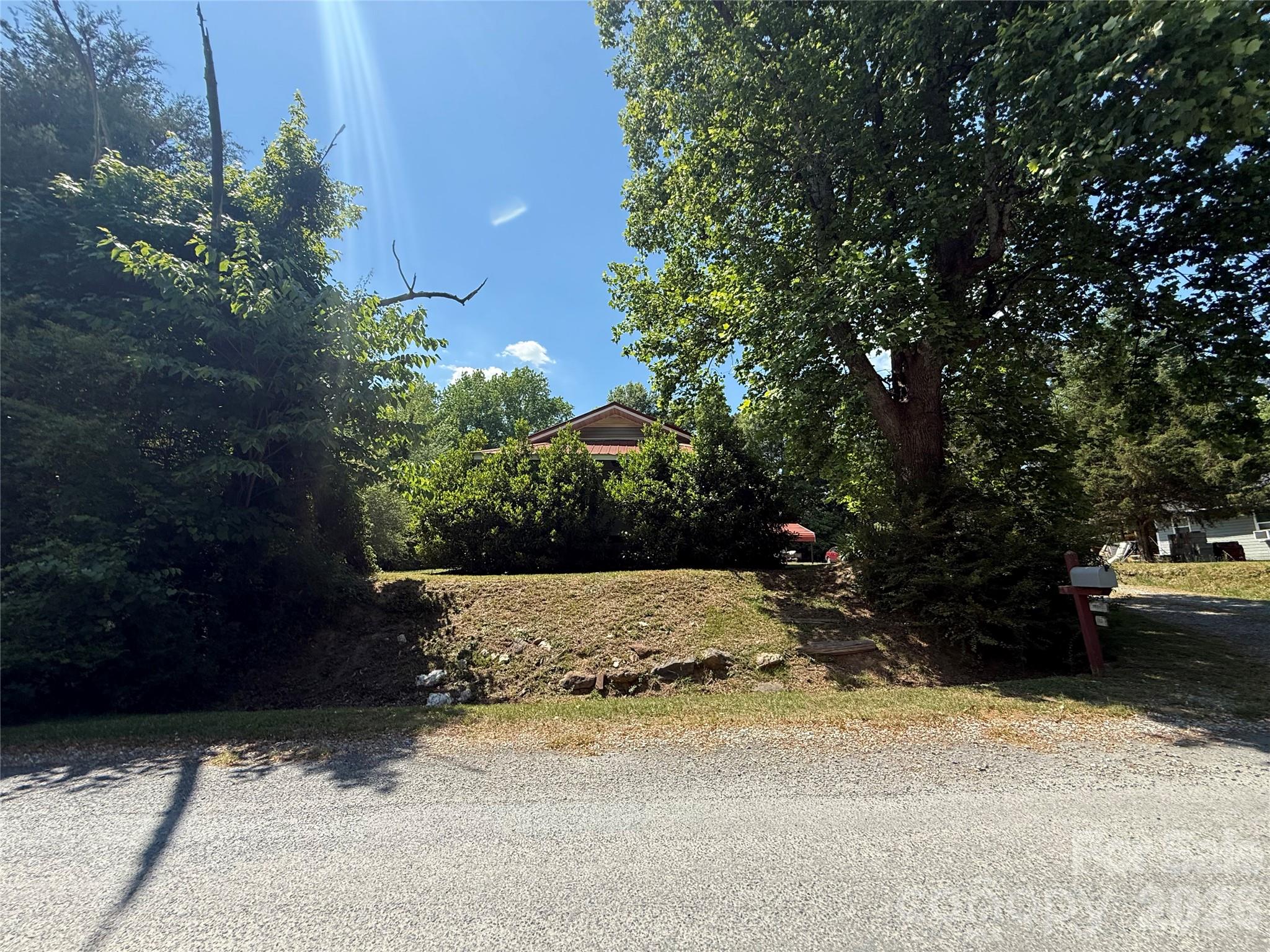 main property photo 20