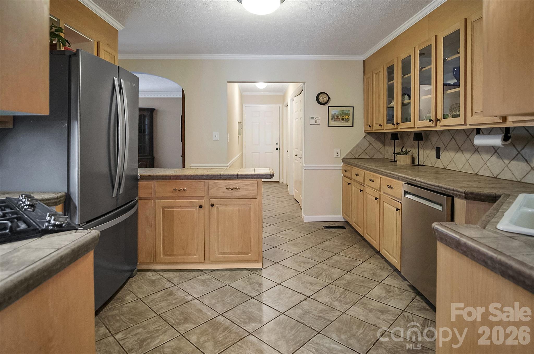 main property photo 17