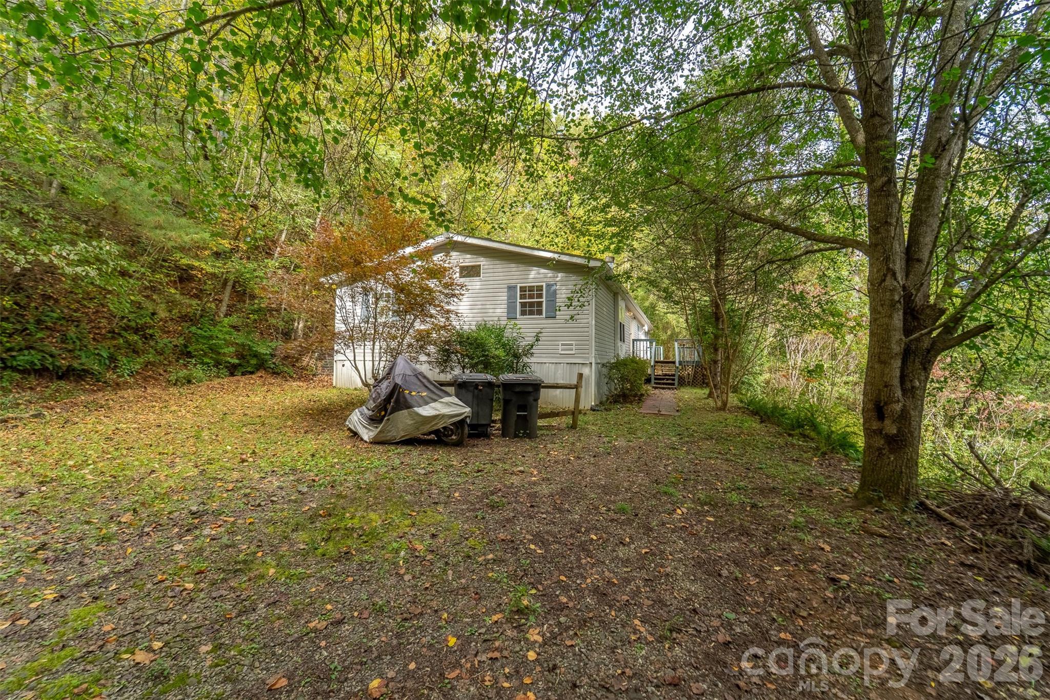 main property photo 22
