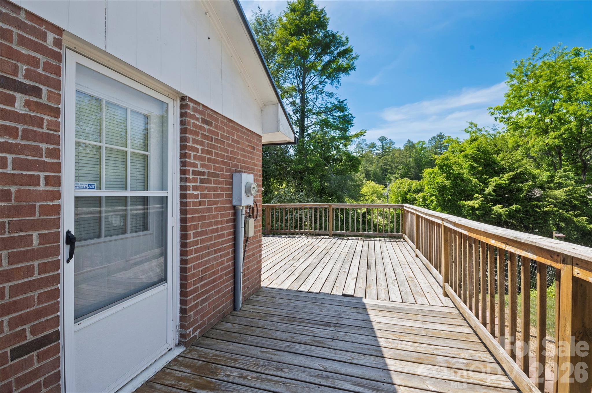 main property photo 25
