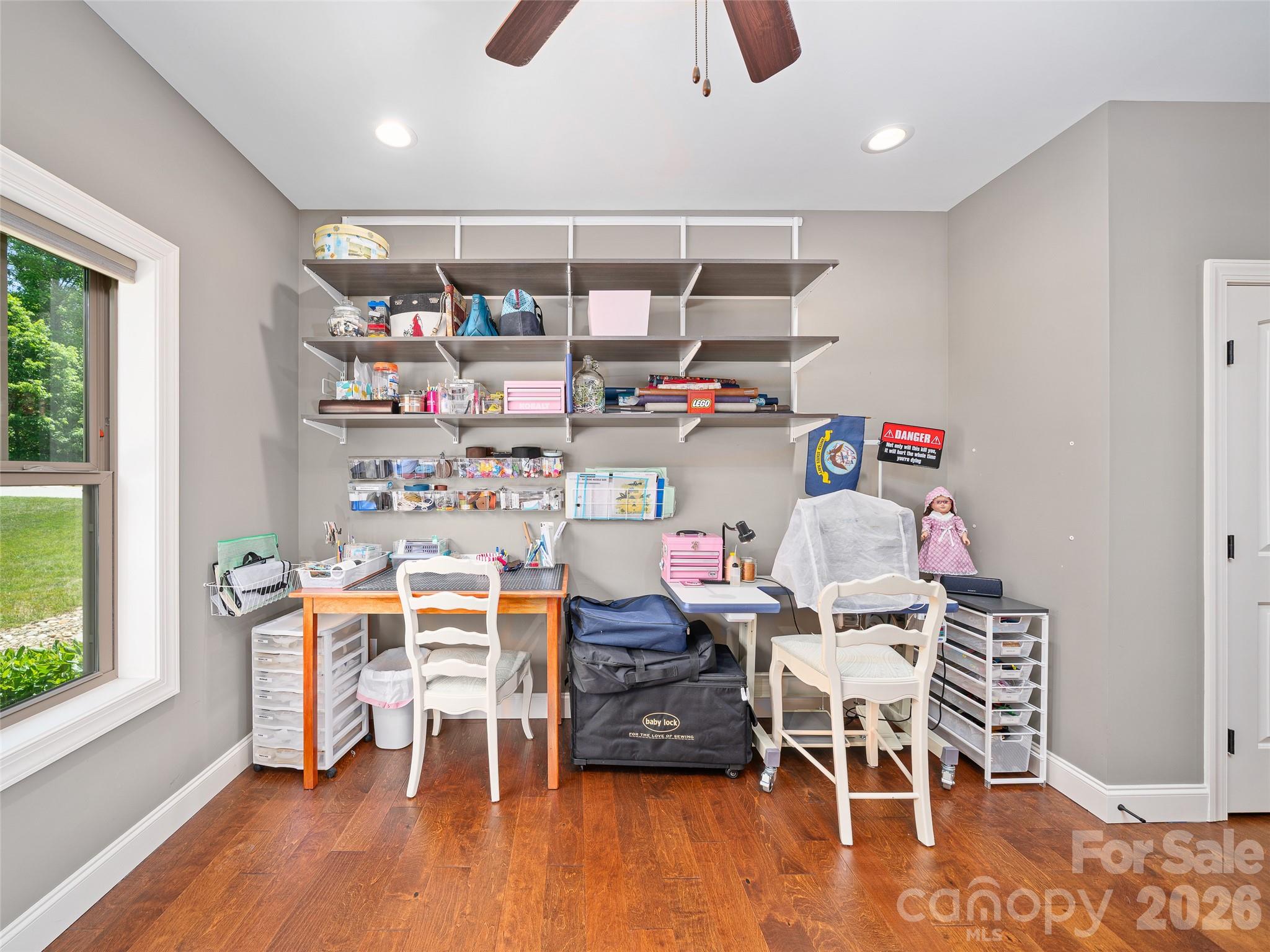 main property photo 29