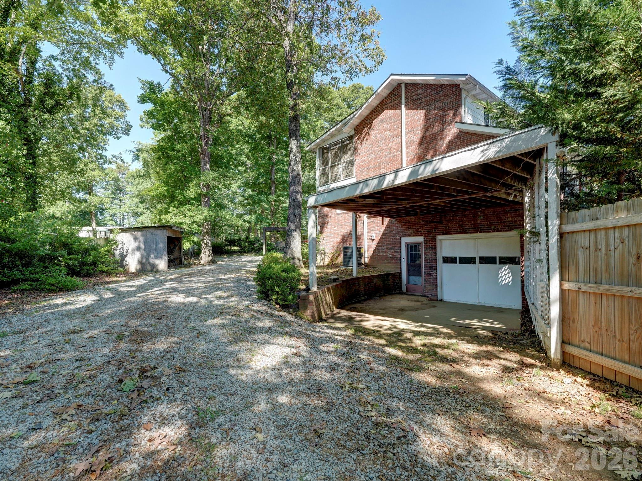 main property photo 45