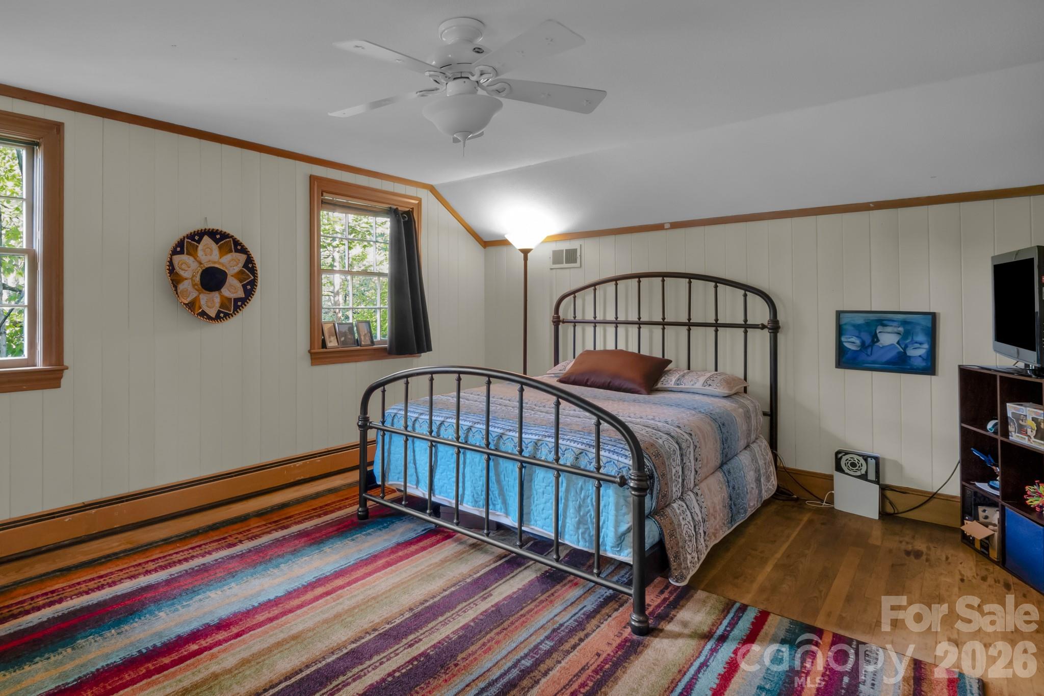main property photo 40