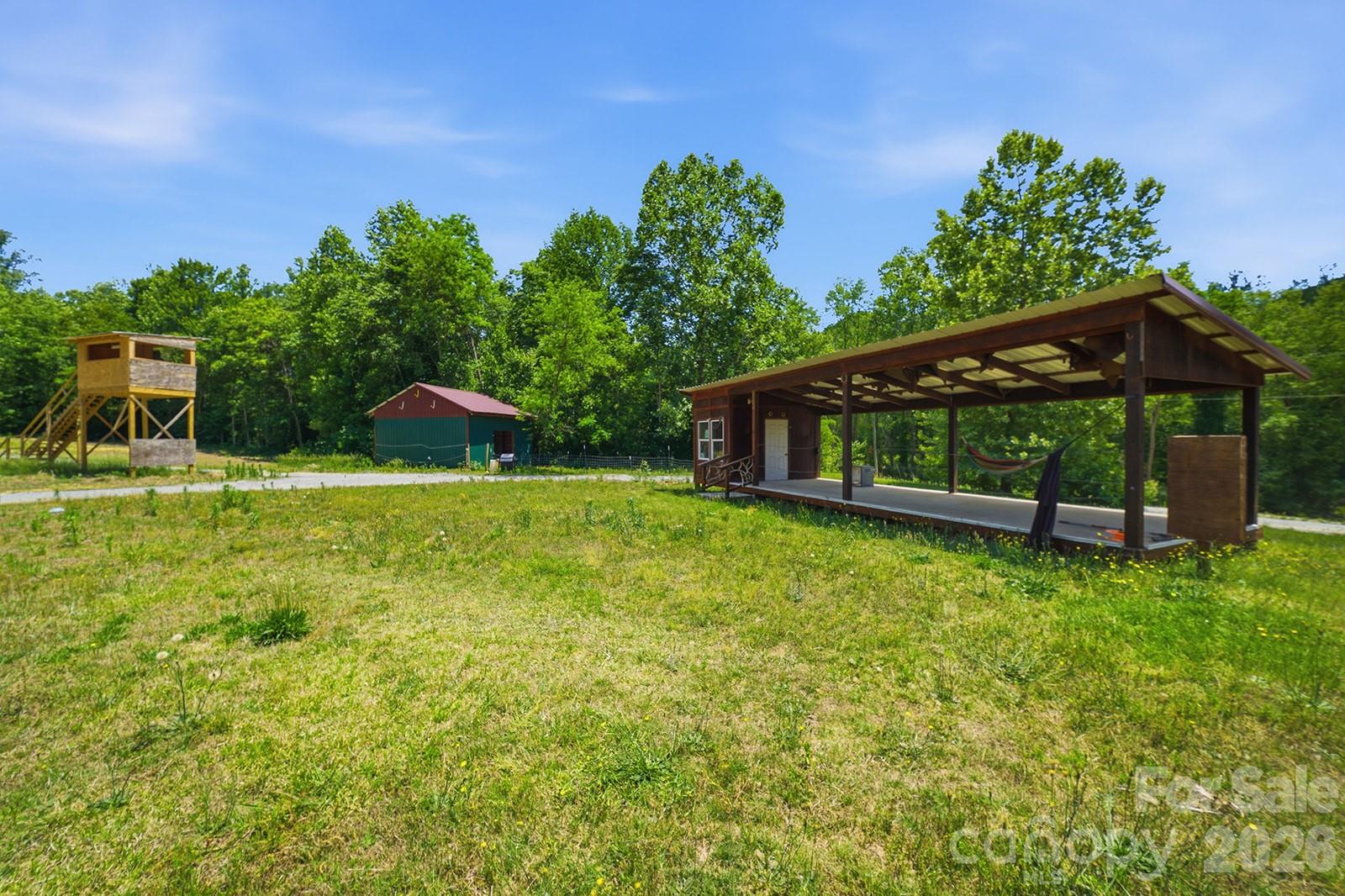 main property photo 38