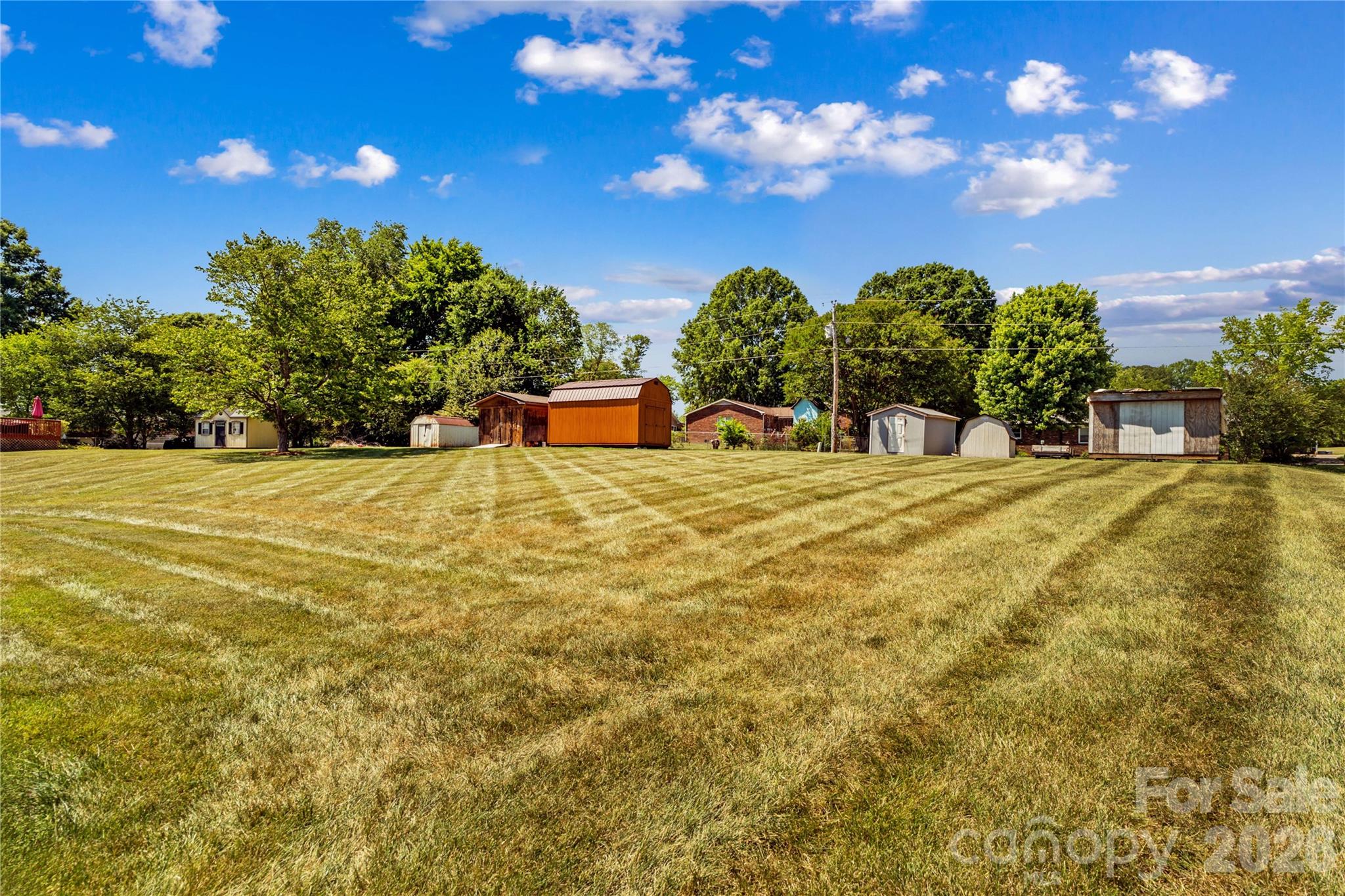 main property photo 39