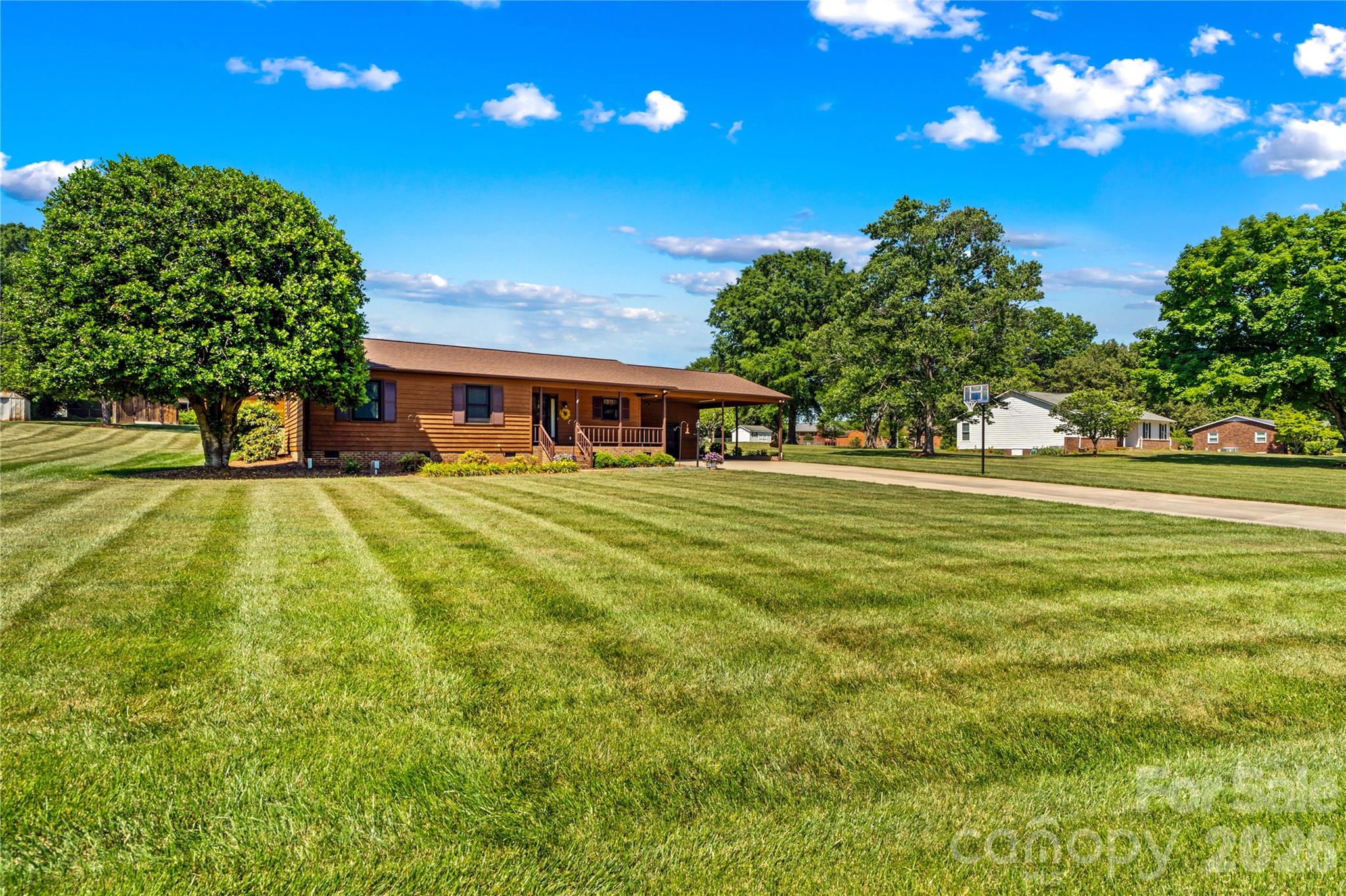 main property photo 41