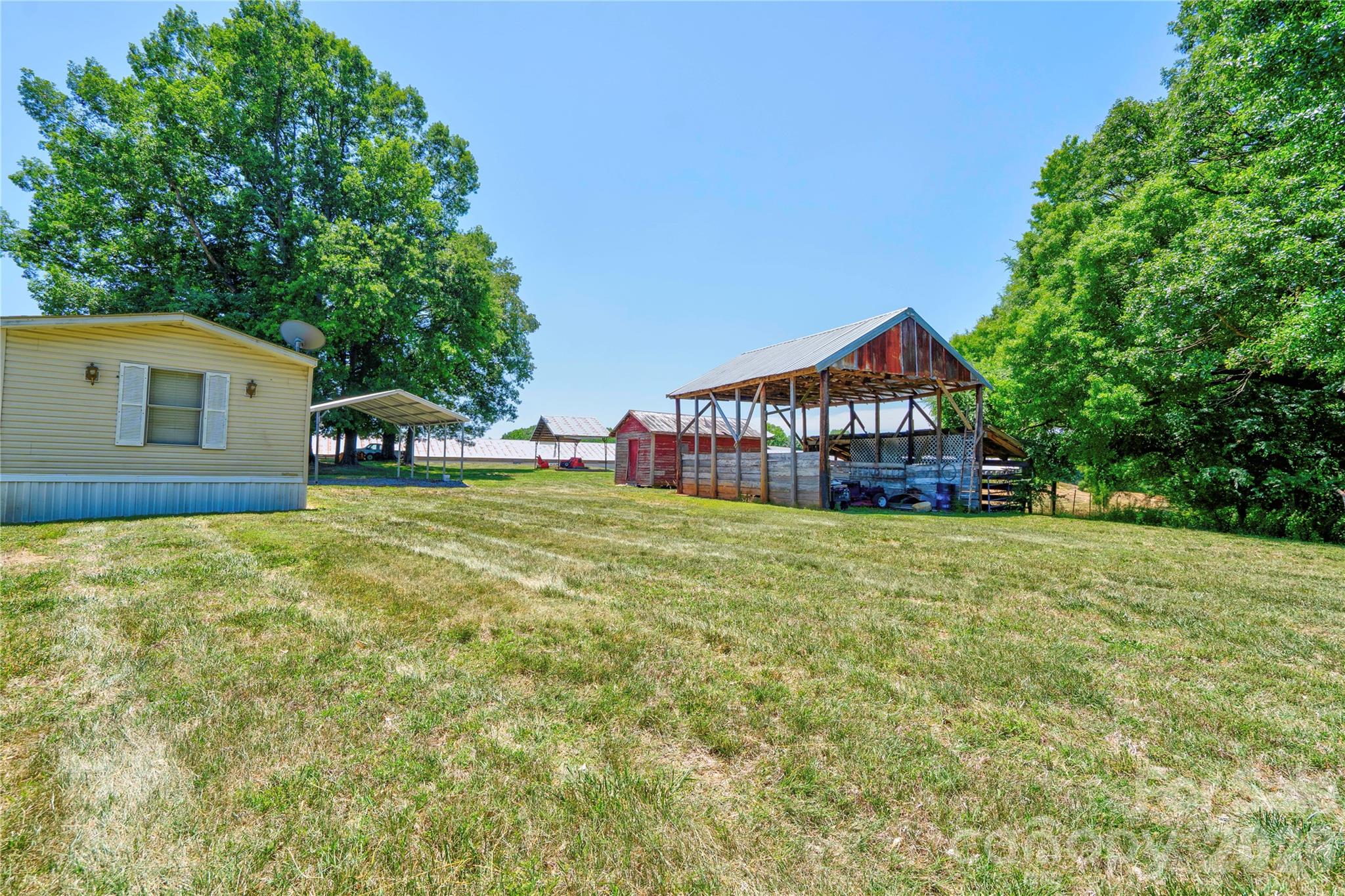 main property photo 44