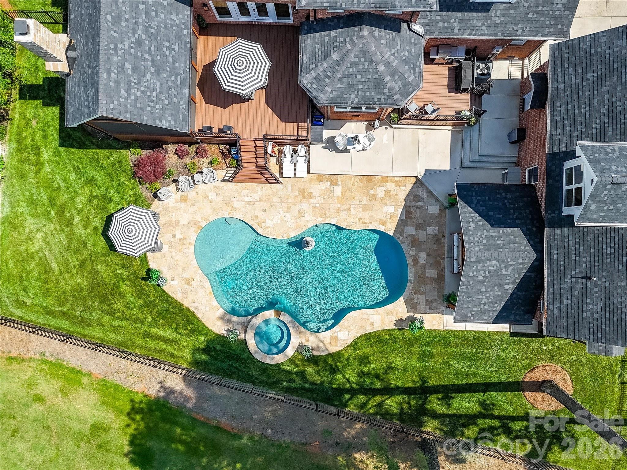 main property photo 41