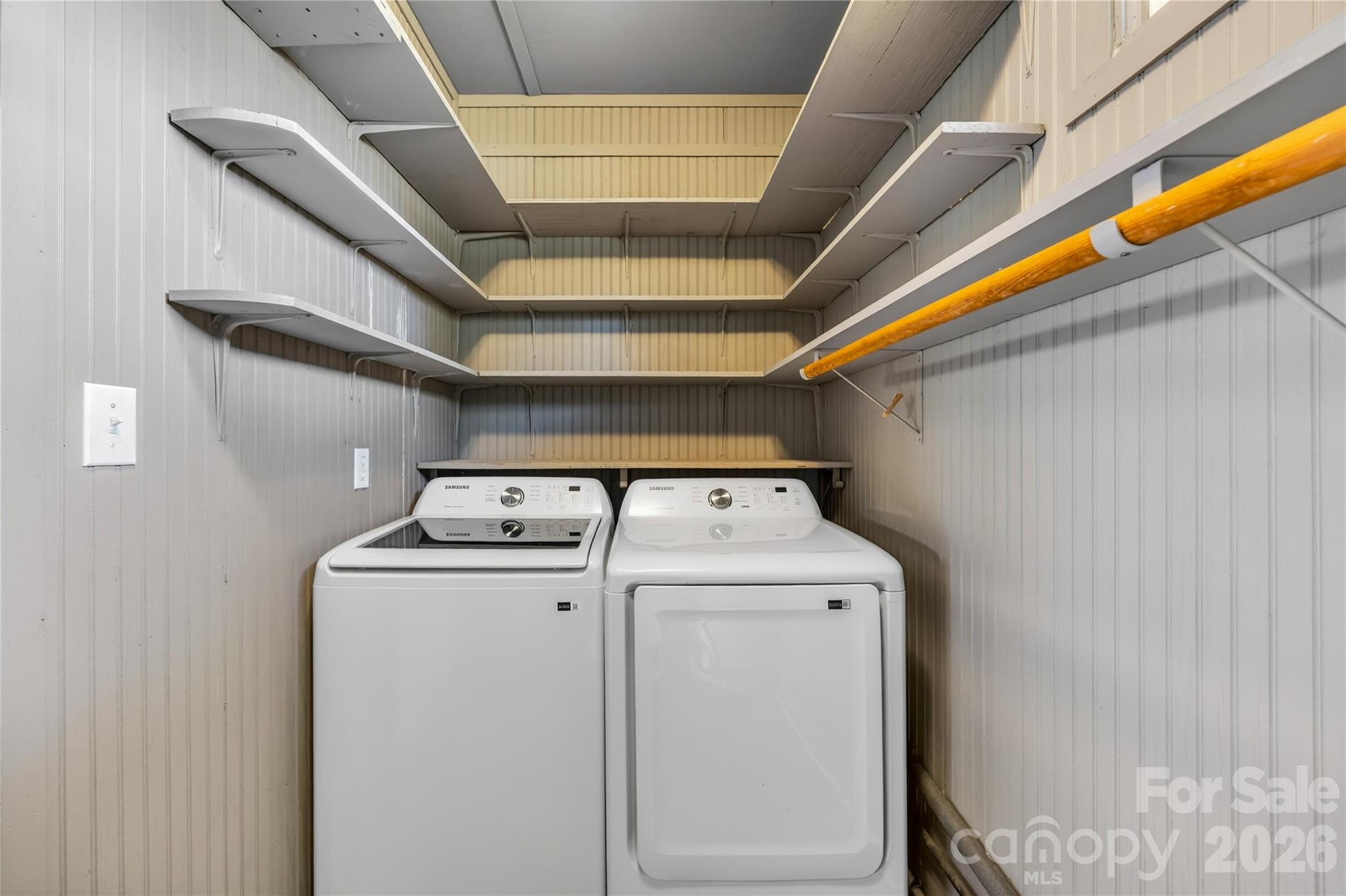 property viewer photo 12