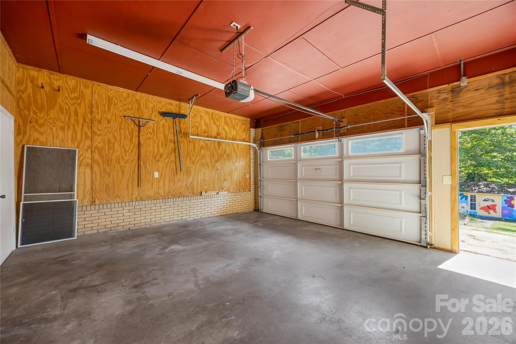 property viewer photo 13