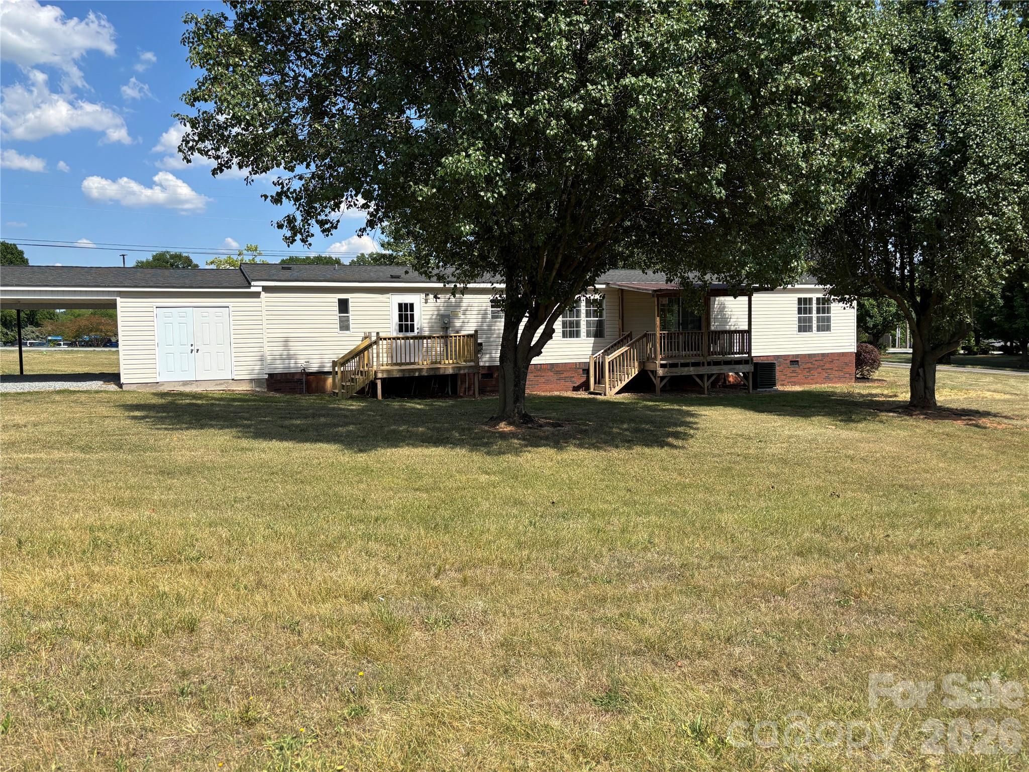 main property photo 36