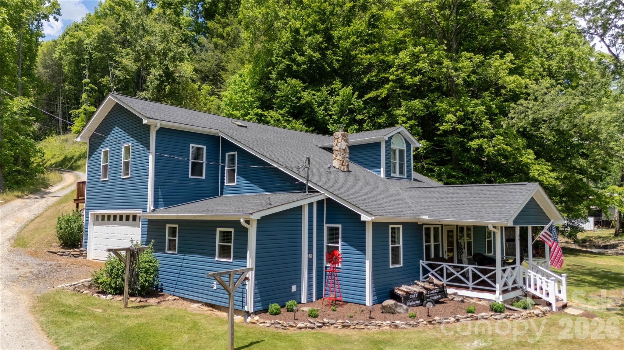 main property photo 6